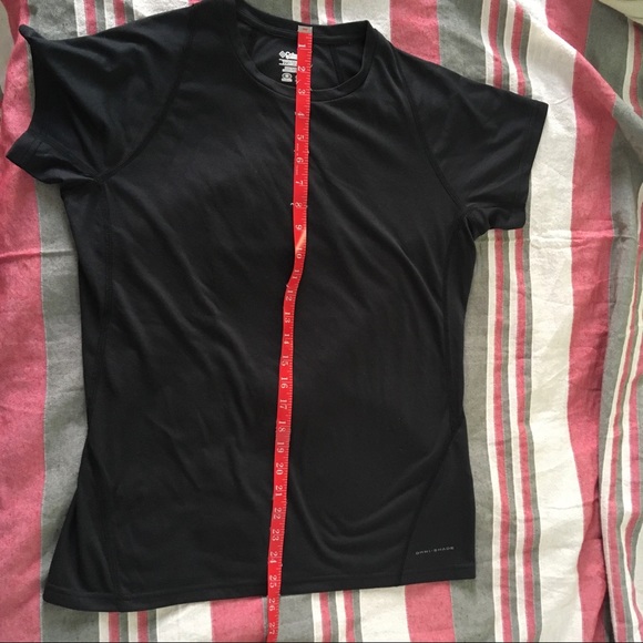 Columbia Titanium Omni-Shade Tee M EUC - Picture 8 of 10